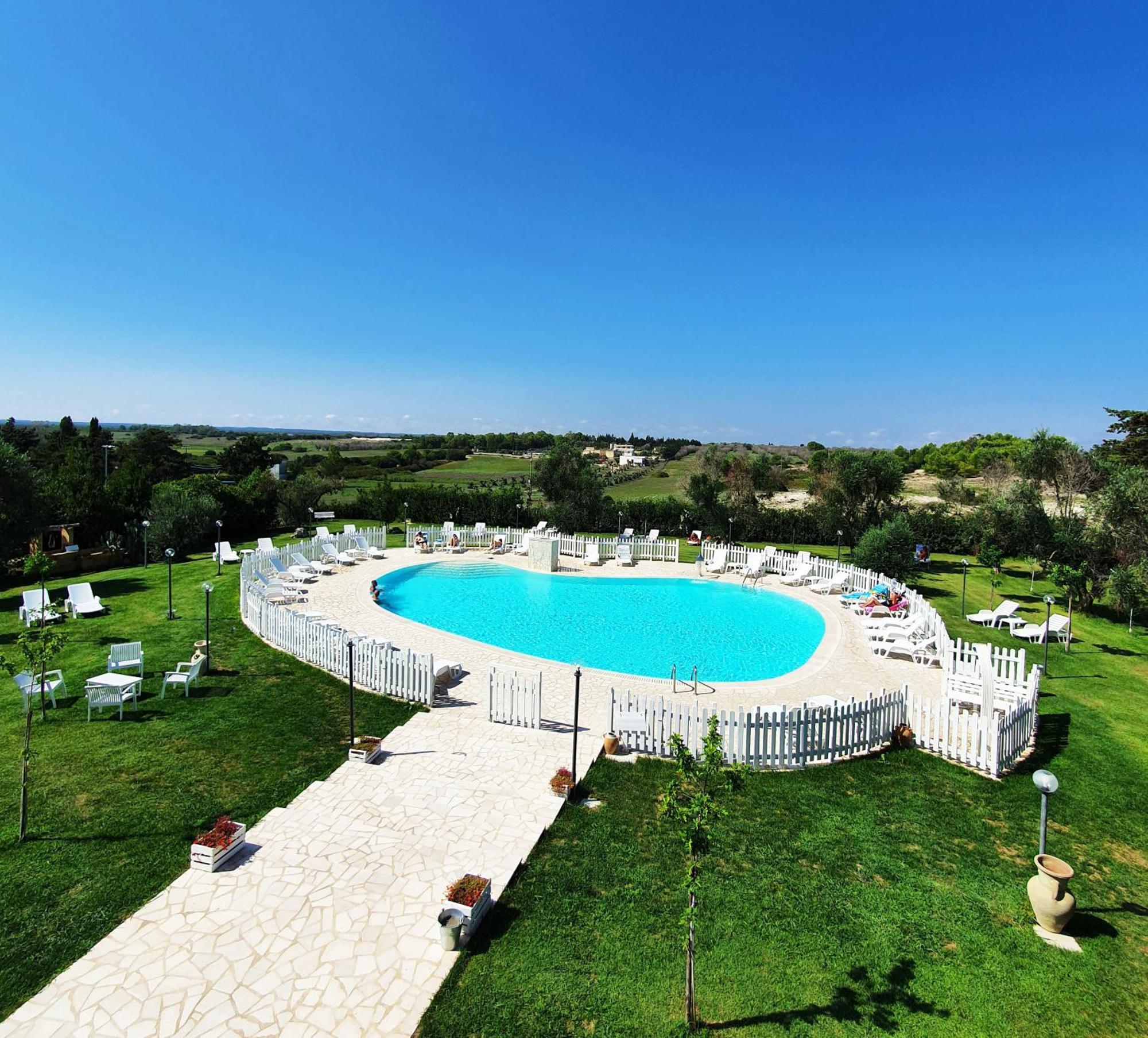 Agriturismo La Rondine โอตรันโต ภายนอก รูปภาพ