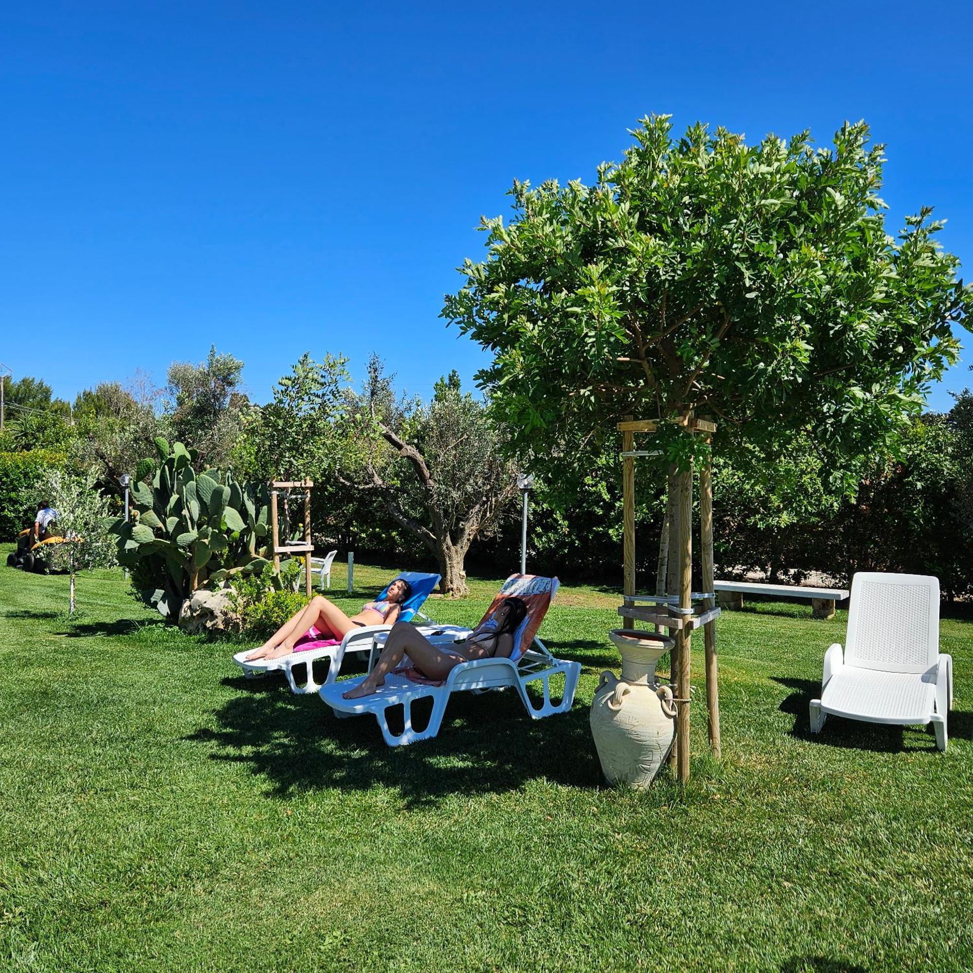Agriturismo La Rondine โอตรันโต ภายนอก รูปภาพ